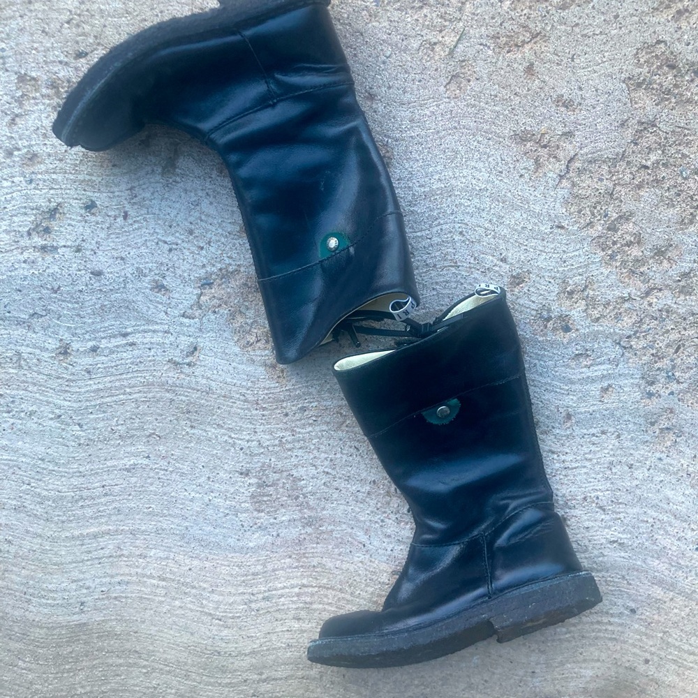 Primigi doc Martin style